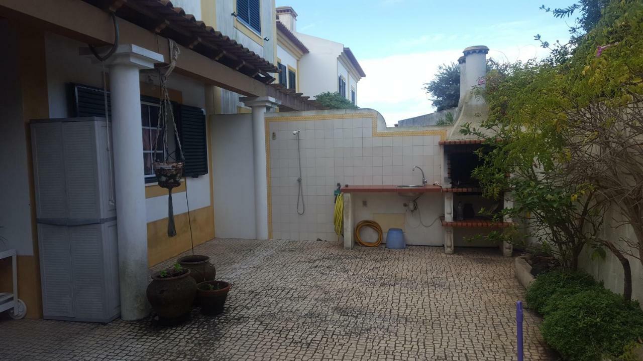 ヴィラ・ノヴァ・デ・ミルフォンテス Casa Da Oliveiraヴィラ エクステリア 写真