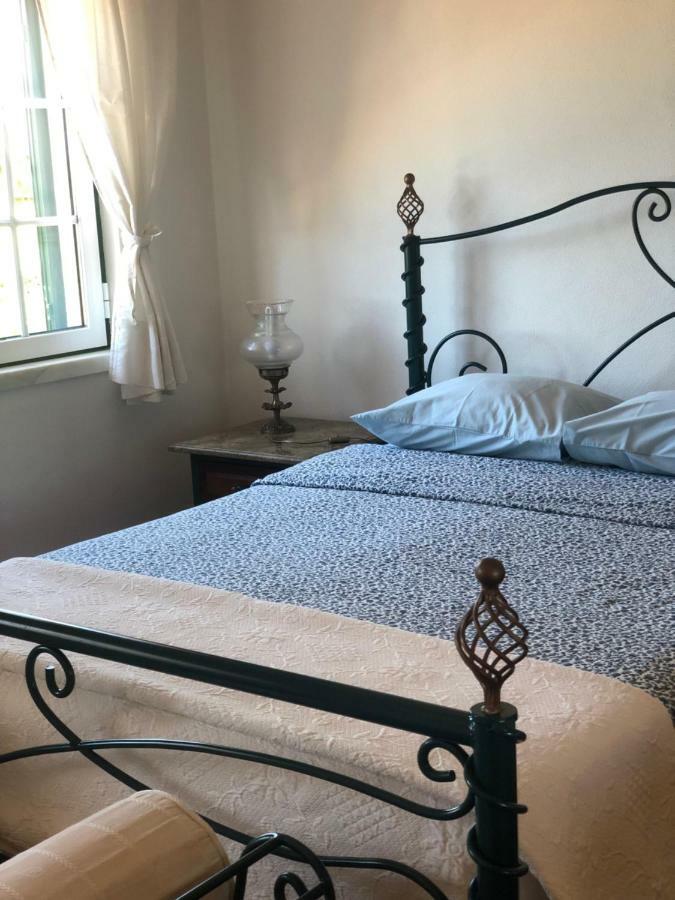 ヴィラ・ノヴァ・デ・ミルフォンテス Casa Da Oliveiraヴィラ エクステリア 写真