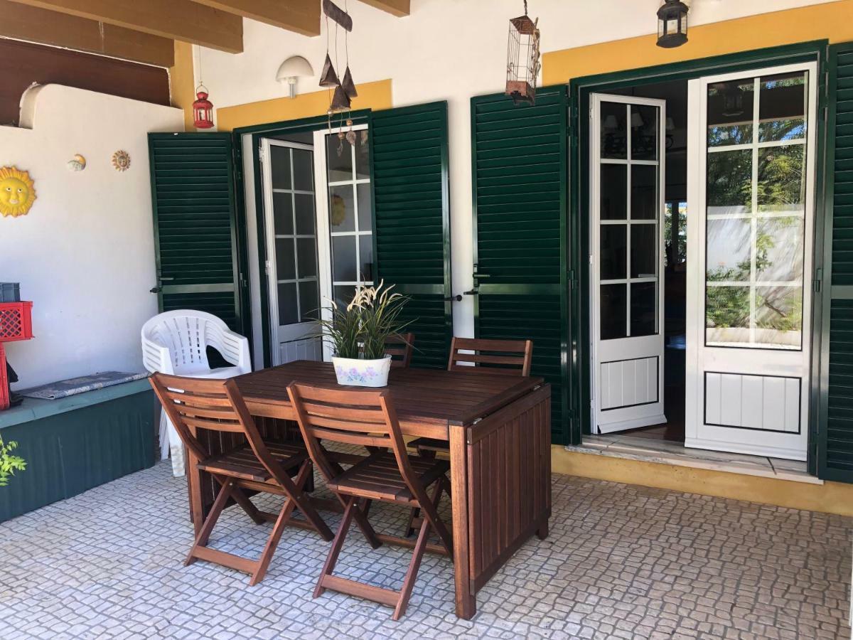 ヴィラ・ノヴァ・デ・ミルフォンテス Casa Da Oliveiraヴィラ エクステリア 写真