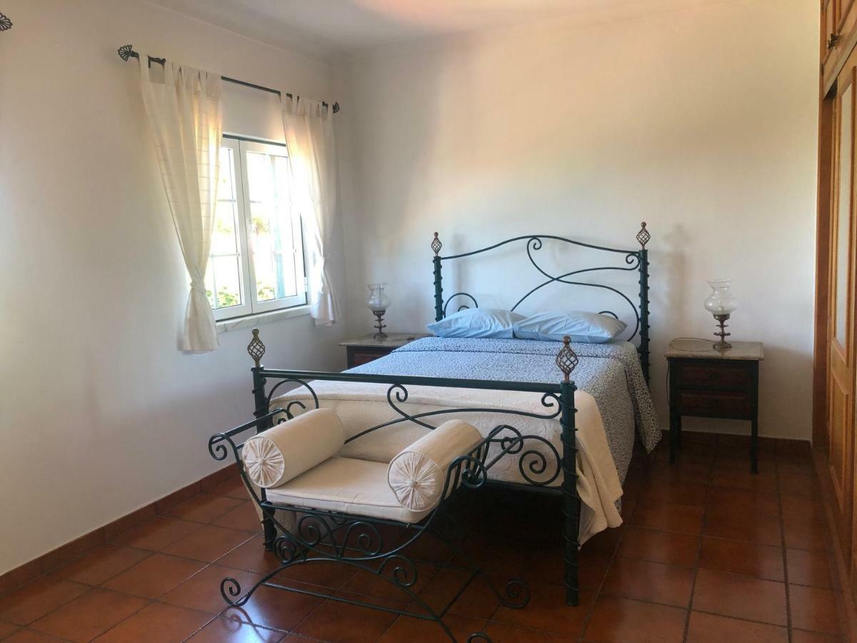 ヴィラ・ノヴァ・デ・ミルフォンテス Casa Da Oliveiraヴィラ エクステリア 写真